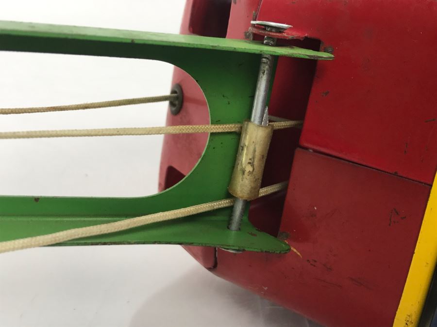 Vintage 1940/50's Wyandotte Construction Co Pressed Steel Toy Crane [Photo 23]