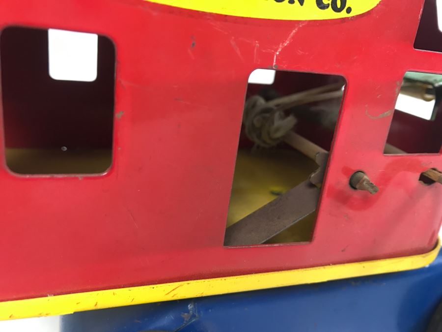 Vintage 1940/50's Wyandotte Construction Co Pressed Steel Toy Crane [Photo 14]