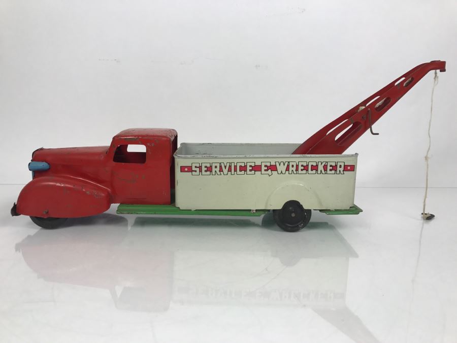 Vintage 1940/50's Wyandotte Toys Pressed Steel Service E Wrecker Truck Toy [Photo 14]