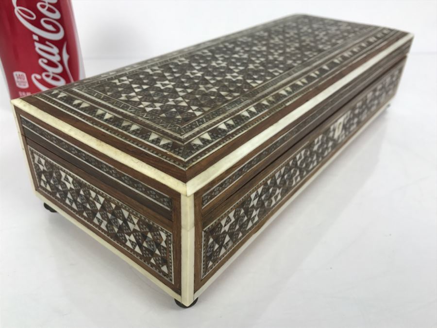 Stunning Geometric Metal And Bone Inlay Wooden Footed Box [Photo 6]