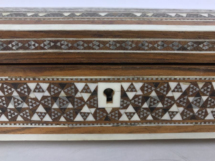 Stunning Geometric Metal And Bone Inlay Wooden Footed Box [Photo 3]