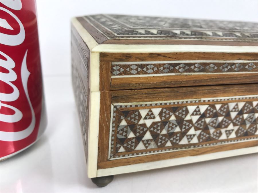 Stunning Geometric Metal And Bone Inlay Wooden Footed Box [Photo 4]