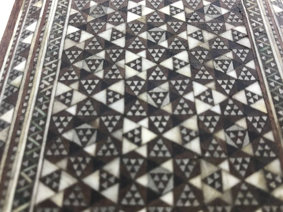 Stunning Geometric Metal And Bone Inlay Wooden Footed Box [Photo 11]