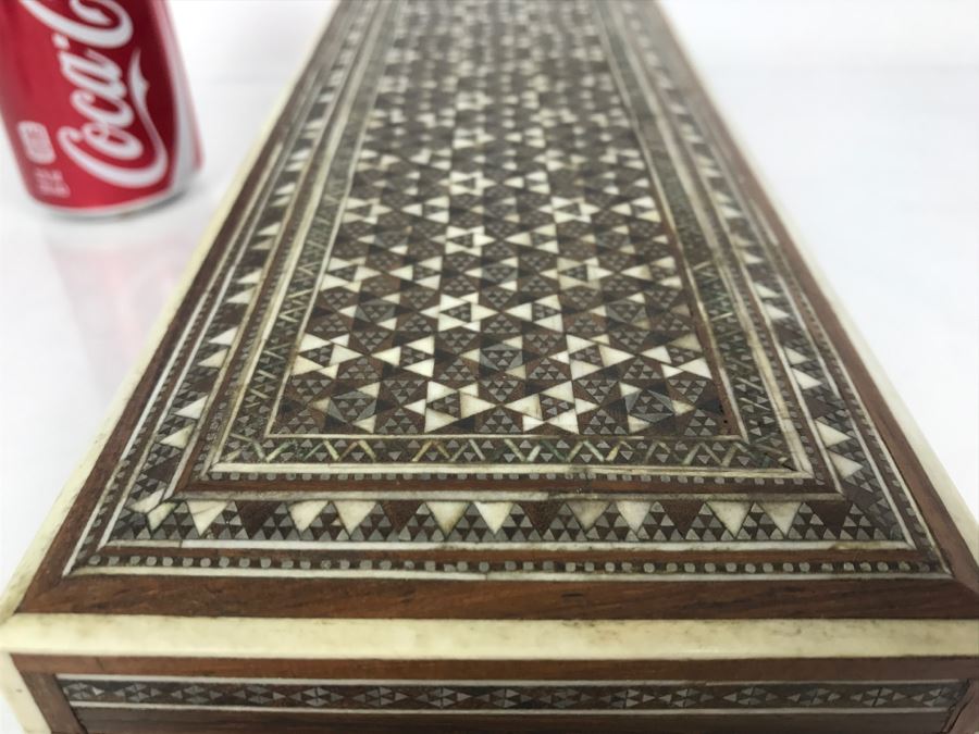 Stunning Geometric Metal And Bone Inlay Wooden Footed Box [Photo 8]