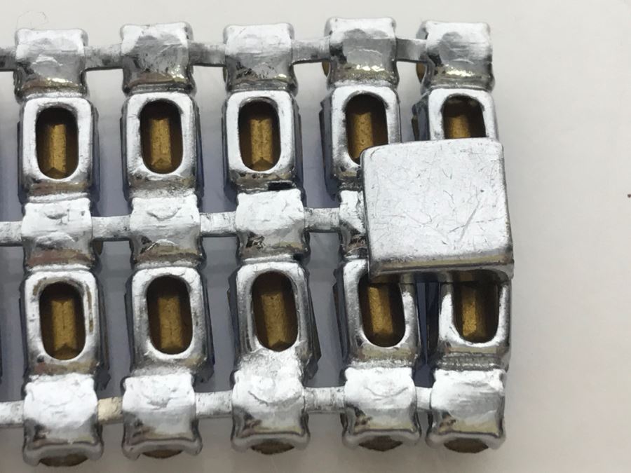 Vintage Rhinestone Bracelet Missing One Rhinestone [Photo 12]