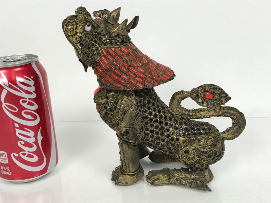 Old Nepalese Tibetan Brass Filigree Foo Dog Lion Snuff Bottle With Inlayed Coral And Black Stones [Photo 13]