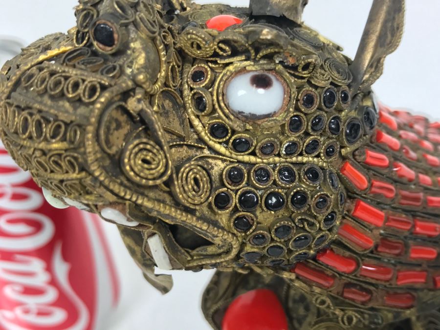 Old Nepalese Tibetan Brass Filigree Foo Dog Lion Snuff Bottle With Inlayed Coral And Black Stones [Photo 29]