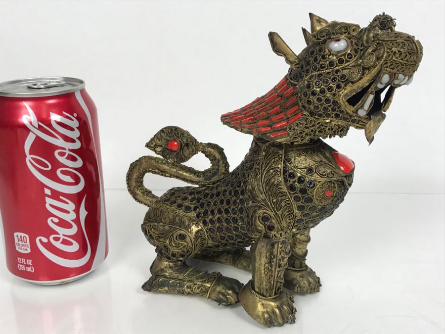 Old Nepalese Tibetan Brass Filigree Foo Dog Lion Snuff Bottle With Inlayed Coral And Black Stones [Photo 3]