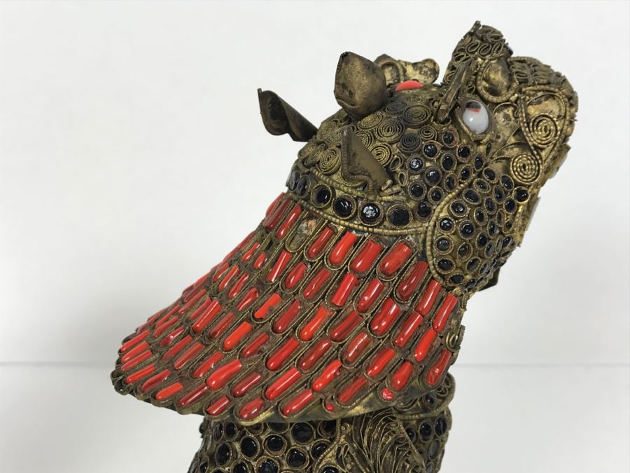 Old Nepalese Tibetan Brass Filigree Foo Dog Lion Snuff Bottle With Inlayed Coral And Black Stones [Photo 21]