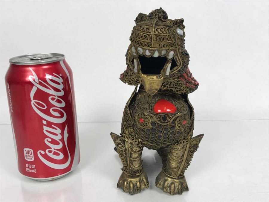 Old Nepalese Tibetan Brass Filigree Foo Dog Lion Snuff Bottle With Inlayed Coral And Black Stones [Photo 8]