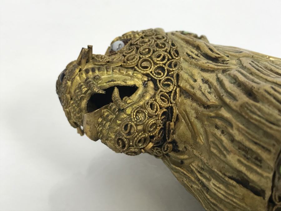 Old Nepalese Tibetan Brass Filigree Lion With Inlayed Nephrite Jade [Photo 25]