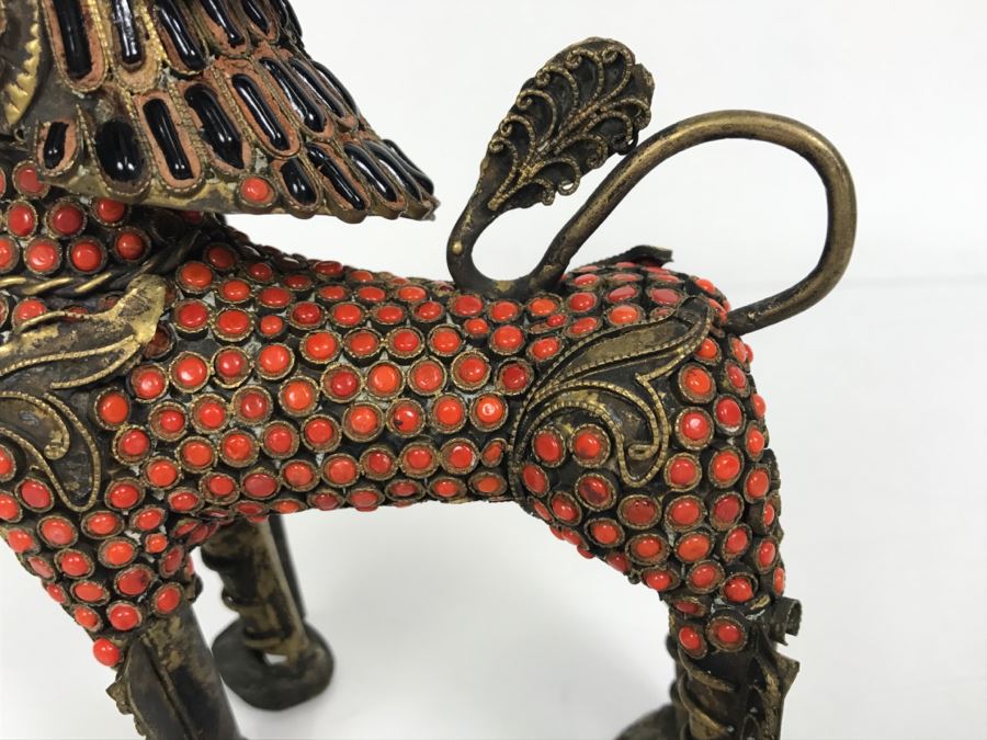 Old Nepalese Tibetan Brass Filigree Foo Dog Lion Snuff Bottle With Inlayed Coral, Turquoise And Black Stones [Photo 14]