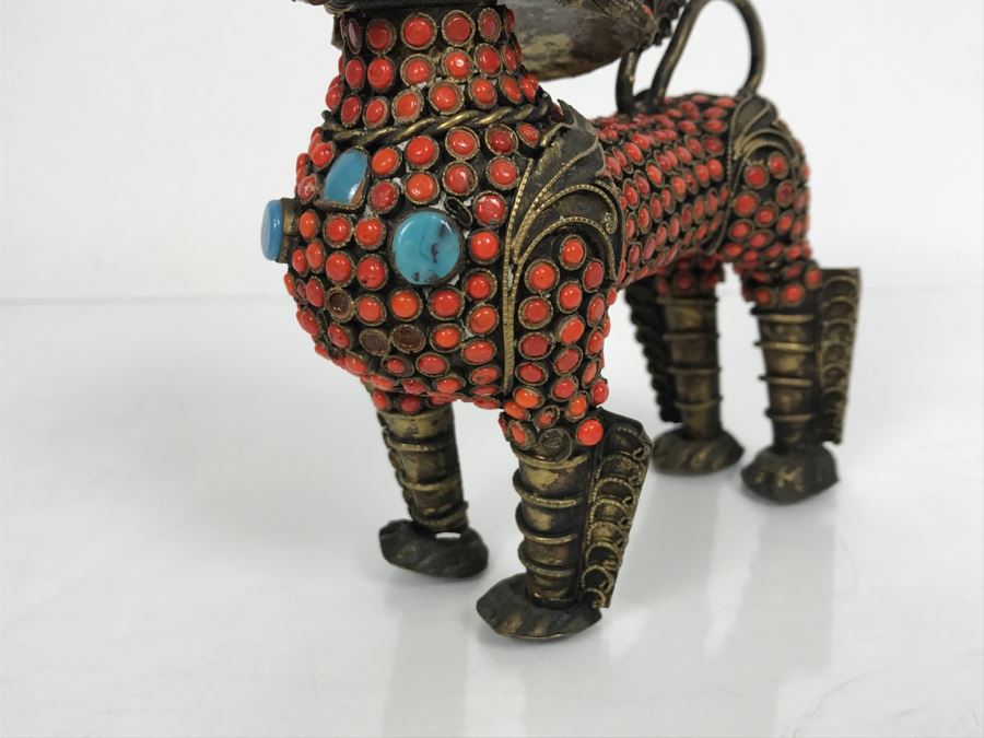 Old Nepalese Tibetan Brass Filigree Foo Dog Lion Snuff Bottle With Inlayed Coral, Turquoise And Black Stones [Photo 10]