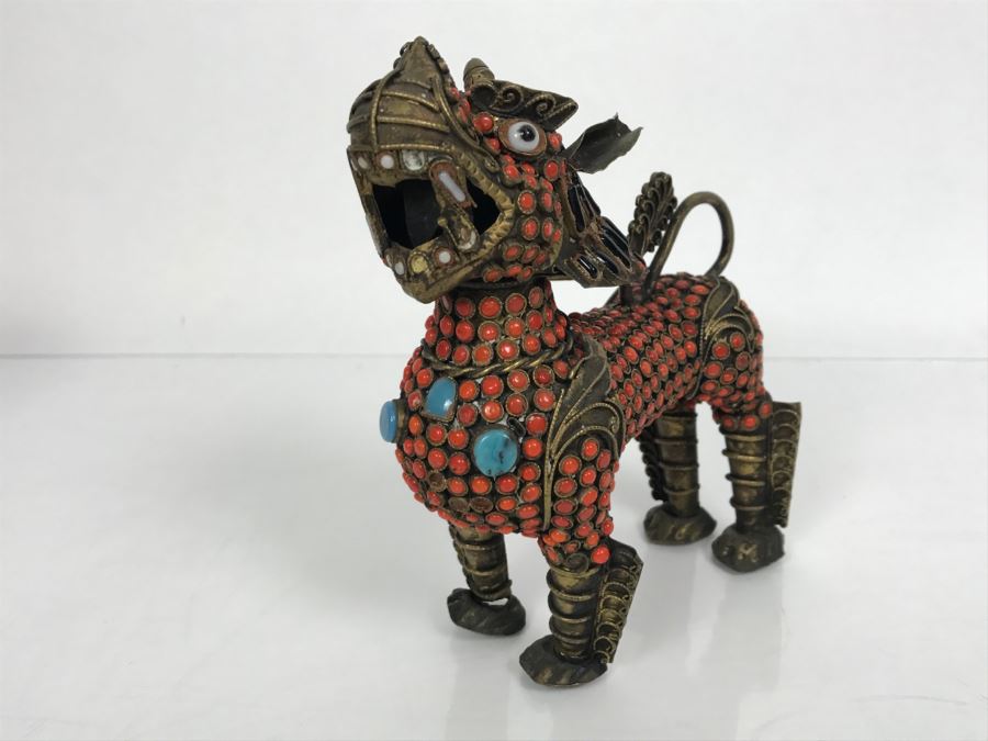 Old Nepalese Tibetan Brass Filigree Foo Dog Lion Snuff Bottle With Inlayed Coral, Turquoise And Black Stones [Photo 9]