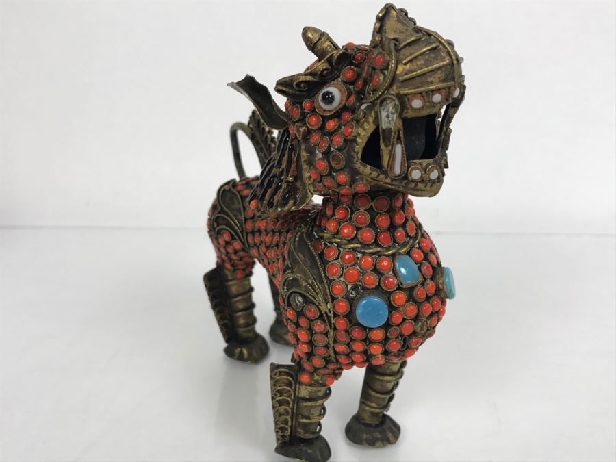 Old Nepalese Tibetan Brass Filigree Foo Dog Lion Snuff Bottle With Inlayed Coral, Turquoise And Black Stones [Photo 5]