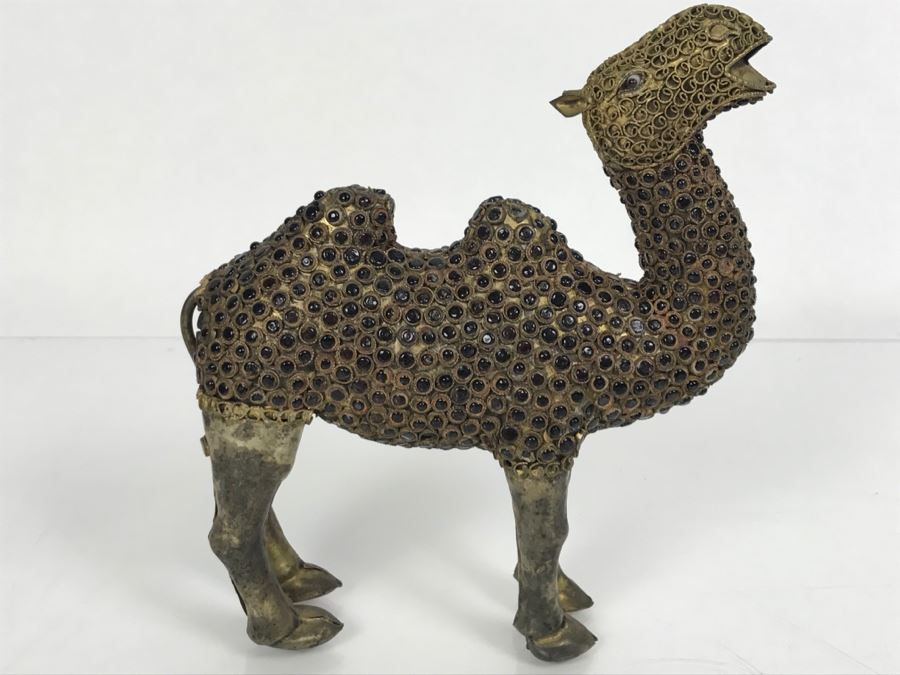 Old Nepalese Tibetan Brass Filigree Camel With Inlayed Black Stones [Photo 10]
