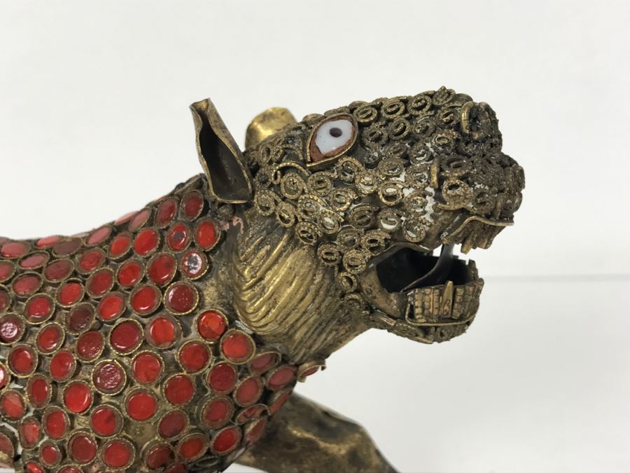 Old Nepalese Tibetan Brass Filigree Lion Tiger With Inlayed Coral [Photo 6]