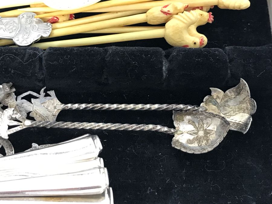 Box Filled With Collection Of Silverplate Forks And Spoons, Mother Of Pearl Spoon And Forks, Souvenir Spoon, 800 Silver Spoons And More - See All Photos [Photo 12]