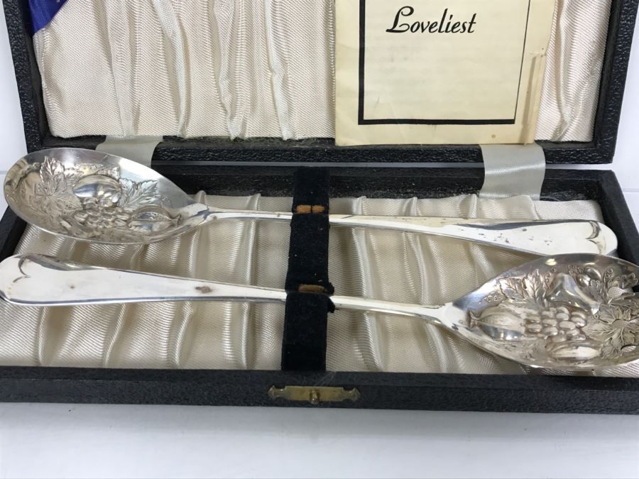 Raimond Sheffield England Repousse Silverplate Salad Serving Set In Case [Photo 2]