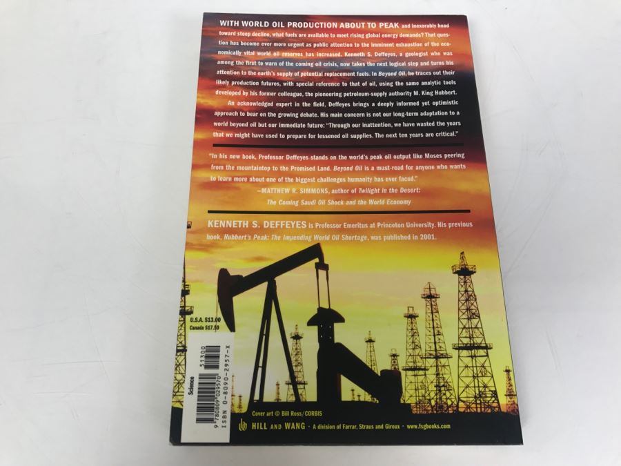 Paperback Book 'Beyond Oil The View From Hubbert's Peak' By Kenneth S. Deffeyes First Paperback Edition 2006 [Photo 4]