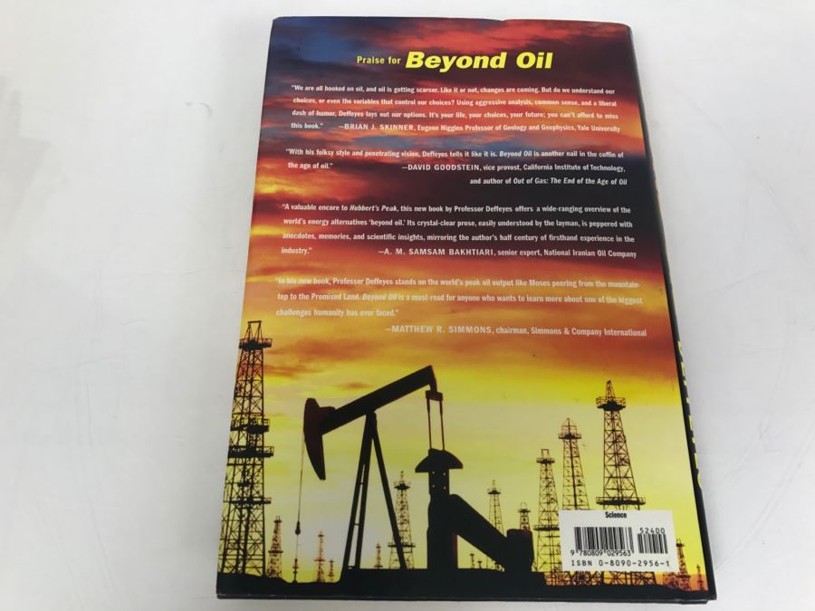 Hardcover Book 'Beyond Oil The View From Hubbert's Peak' By Kenneth S. Deffeyes First Edition 2005 [Photo 3]