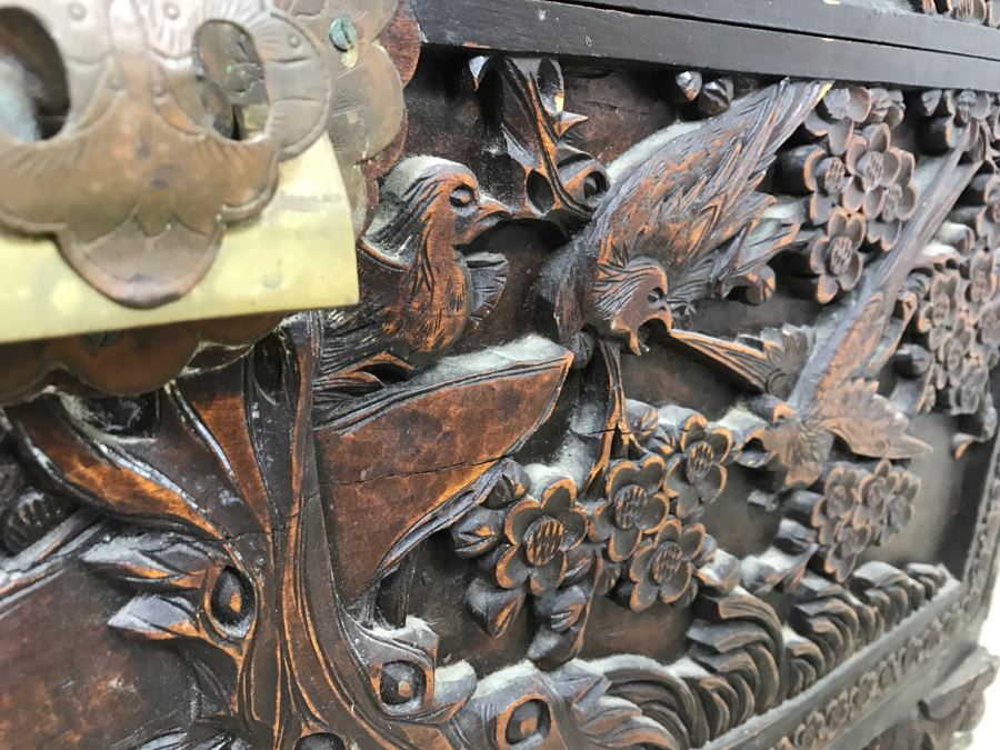 STUNNING Detailed Wooden Asian Chest With High Relief Carving On All 5 Sides Of Chest Cedar Lined See All Photos [Photo 9]