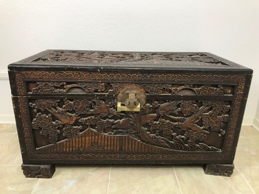 STUNNING Detailed Wooden Asian Chest With High Relief Carving On All 5 Sides Of Chest Cedar Lined See All Photos [Photo 4]