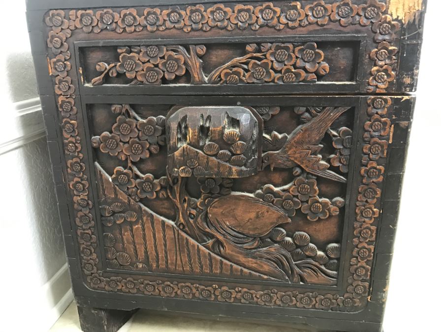 STUNNING Detailed Wooden Asian Chest With High Relief Carving On All 5 Sides Of Chest Cedar Lined See All Photos [Photo 14]
