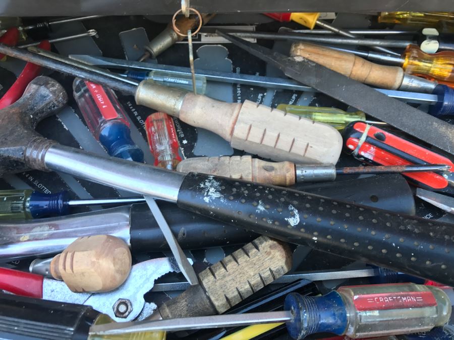 CRAFTSMAN Rolling Metal Tool Cabinet Box Loaded With Tools Including CRAFTSMAN Tools See All Photos [Photo 11]