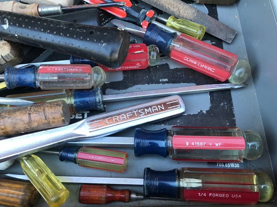 CRAFTSMAN Rolling Metal Tool Cabinet Box Loaded With Tools Including CRAFTSMAN Tools See All Photos [Photo 8]