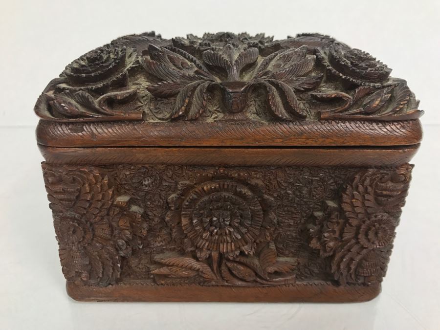 Stunning Relief Carved Folding Wooden Box Floral / Bird Motif With 48 Cylindrical Storage Compartments Cigars?