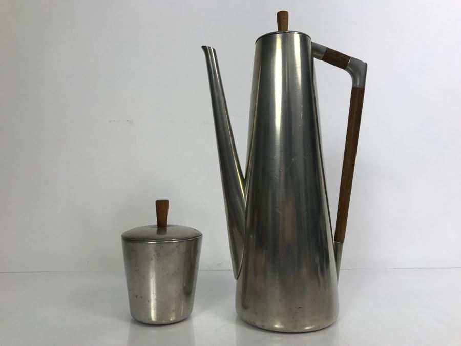 Modernist Mid-Century Pewter Coffee Pot With Lidded Cup Royal Holland Pewter K.M.D. Tiel Made In Holland [Photo 3]