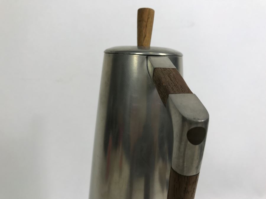 Modernist Mid-Century Pewter Coffee Pot With Lidded Cup Royal Holland Pewter K.M.D. Tiel Made In Holland [Photo 7]