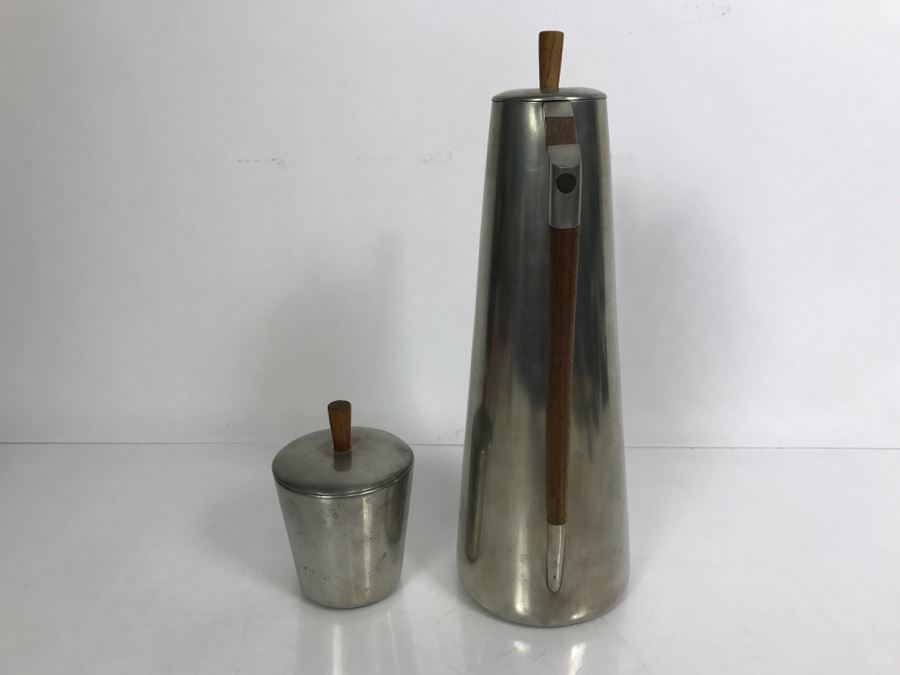 Modernist Mid-Century Pewter Coffee Pot With Lidded Cup Royal Holland Pewter K.M.D. Tiel Made In Holland [Photo 4]