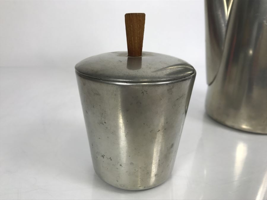 Modernist Mid-Century Pewter Coffee Pot With Lidded Cup Royal Holland Pewter K.M.D. Tiel Made In Holland [Photo 15]