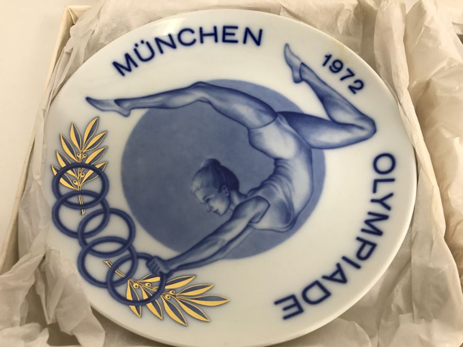 Pair Of Vintage 1972 Munchen Olympiade Limited Edition Plates Fuerstenberg The Reco Collection [Photo 4]