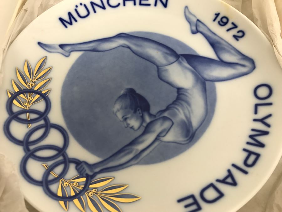 Pair Of Vintage 1972 Munchen Olympiade Limited Edition Plates Fuerstenberg The Reco Collection [Photo 5]