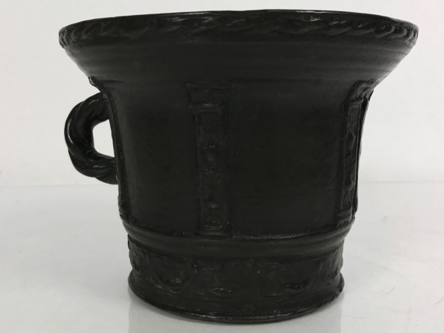 Antique Spanish Bronze Mortar With Twisted Handle And Crest With Eagle Weighs 2,890g [Photo 11]