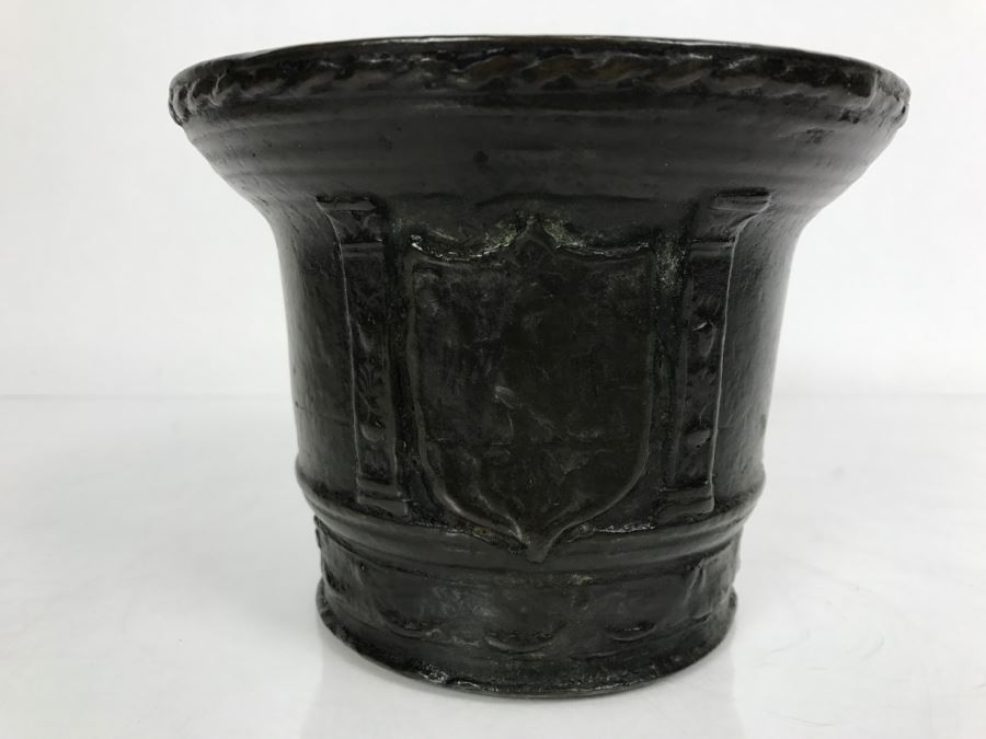 Antique Spanish Bronze Mortar With Twisted Handle And Crest With Eagle Weighs 2,890g [Photo 3]