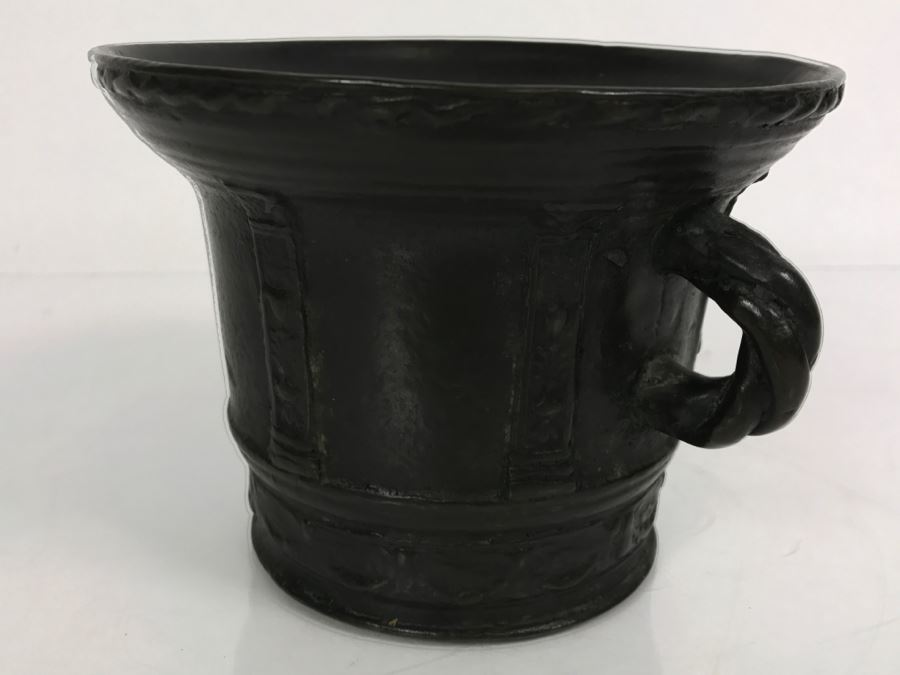 Antique Spanish Bronze Mortar With Twisted Handle And Crest With Eagle Weighs 2,890g [Photo 24]