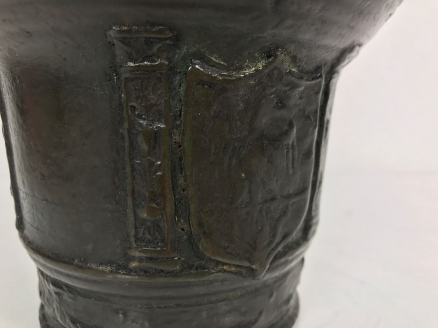 Antique Spanish Bronze Mortar With Twisted Handle And Crest With Eagle Weighs 2,890g [Photo 6]