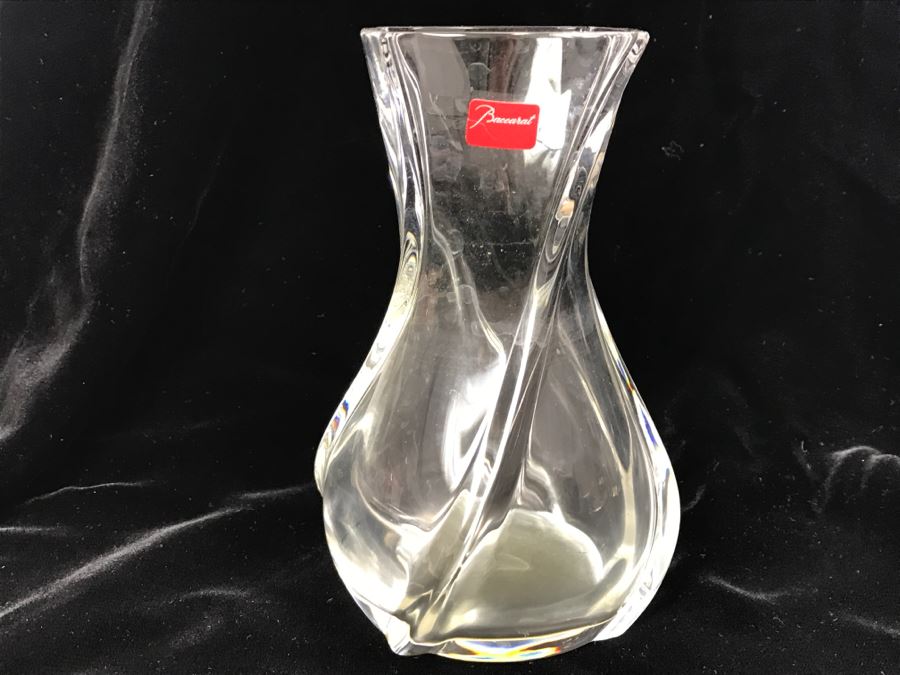 Baccarat Crystal Vase [Photo 1]