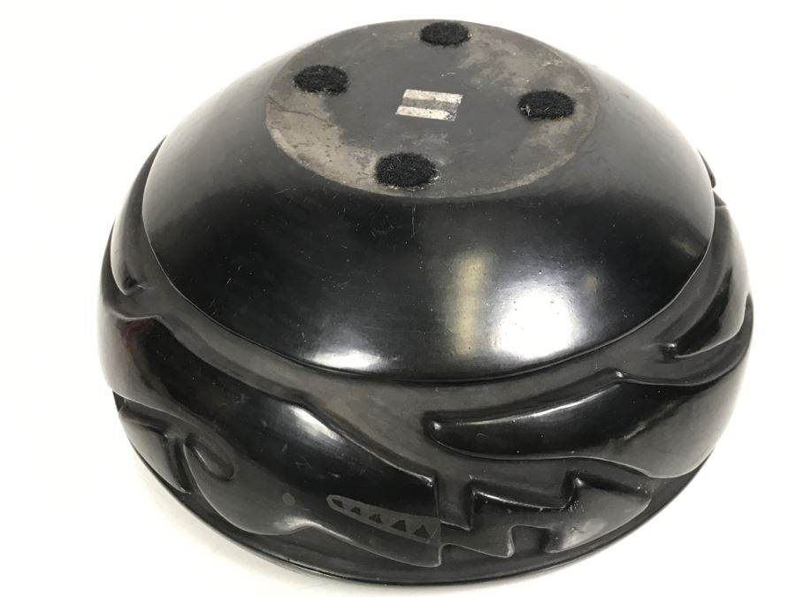 Native American Carved Black Bowl [Photo 15]