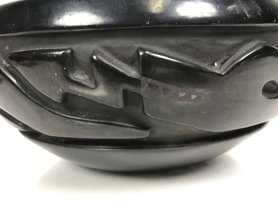 Native American Carved Black Bowl [Photo 11]