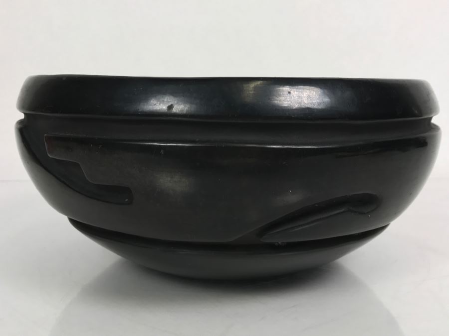 Native American Carved Black Bowl [Photo 8]