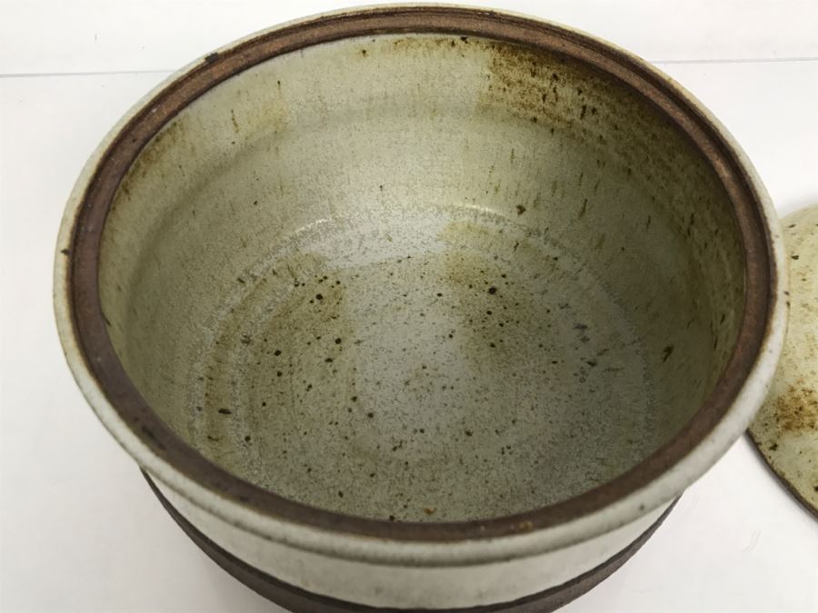 Handmade Stoneware Pot With Lid Signed Maude [Photo 6]