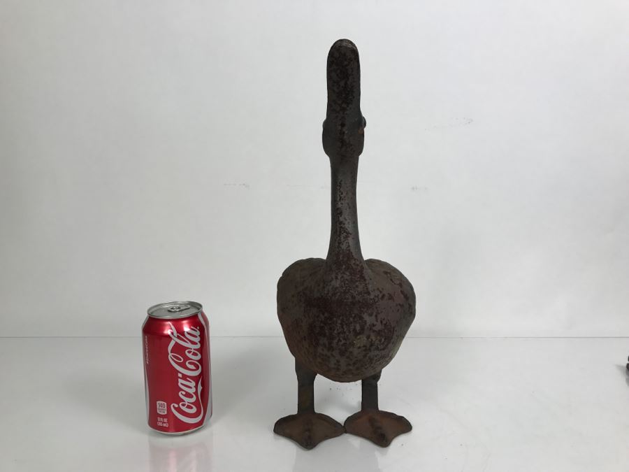 Cast Iron Garden Duck Goose (Note One Foot Is Slightly Chipped) Weighs 3,839g [Photo 5]