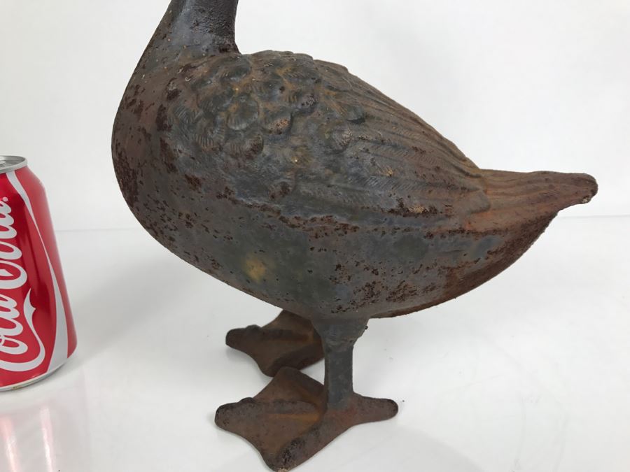 Cast Iron Garden Duck Goose (Note One Foot Is Slightly Chipped) Weighs 3,839g [Photo 2]