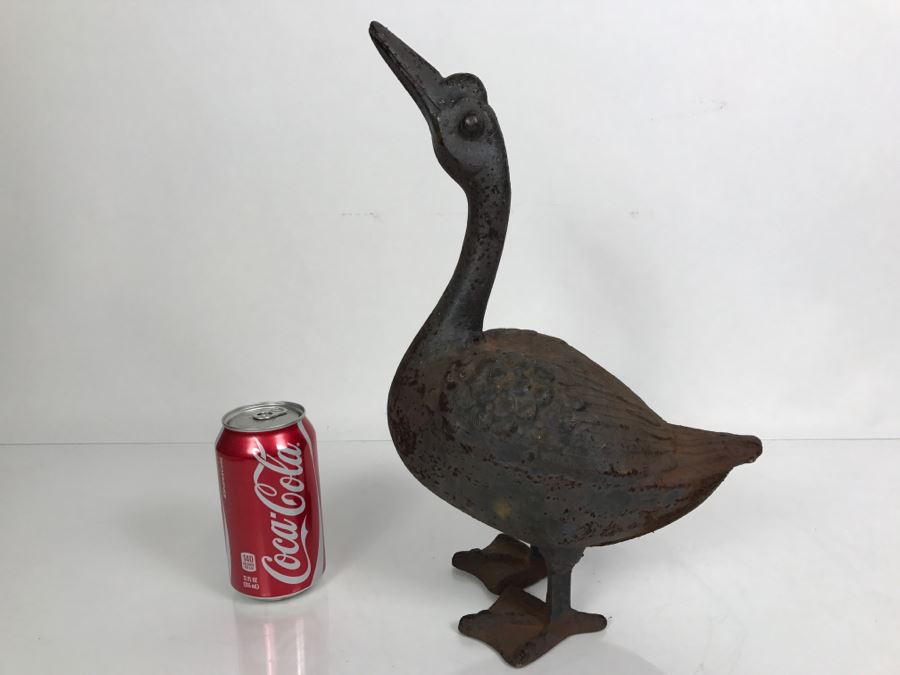 Cast Iron Garden Duck Goose (Note One Foot Is Slightly Chipped) Weighs 3,839g [Photo 1]