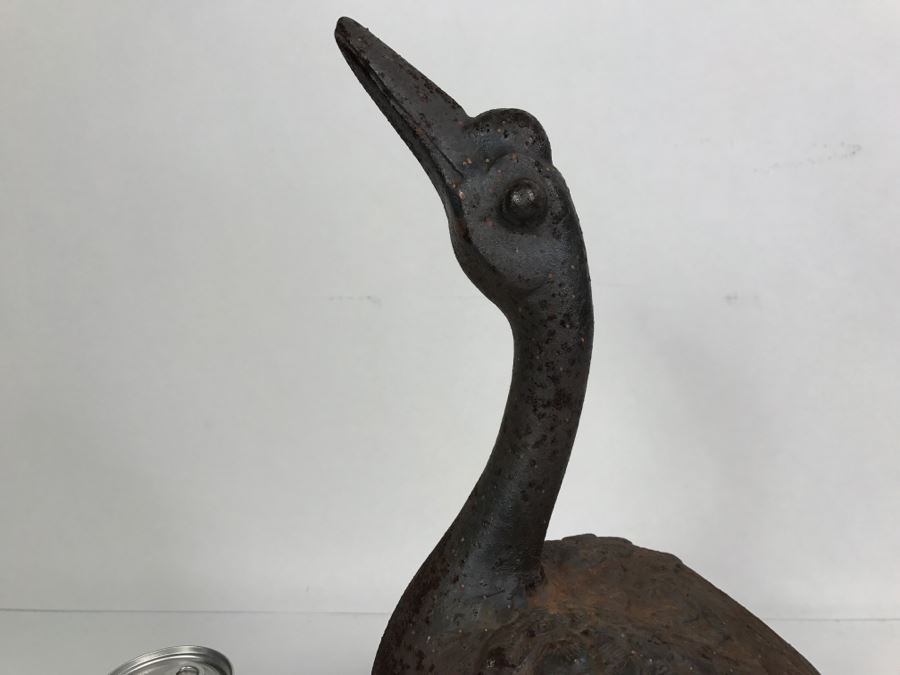 Cast Iron Garden Duck Goose (Note One Foot Is Slightly Chipped) Weighs 3,839g [Photo 3]
